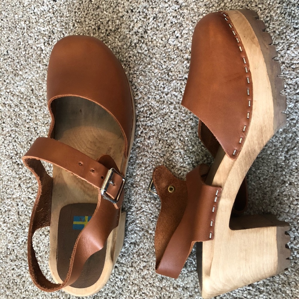 MIA Clogs
